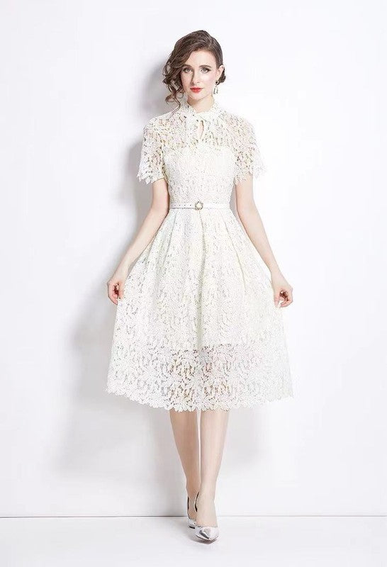 IVORY ELEGANT LACE MIDI DRESS