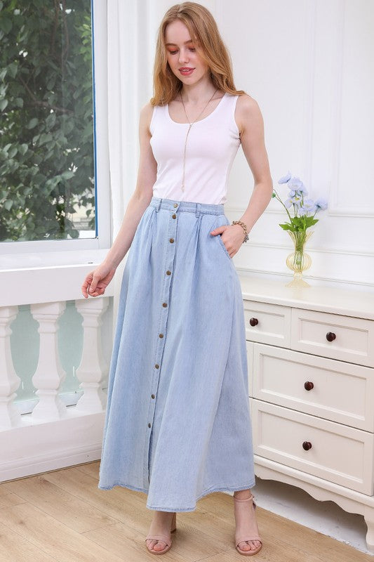 Wardrobe Wednesday | Go-To Maxi Skirt - Tori Watson